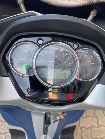 Piaggio Mp3 300 ie Yourban ERL (2011 - 17) usata
