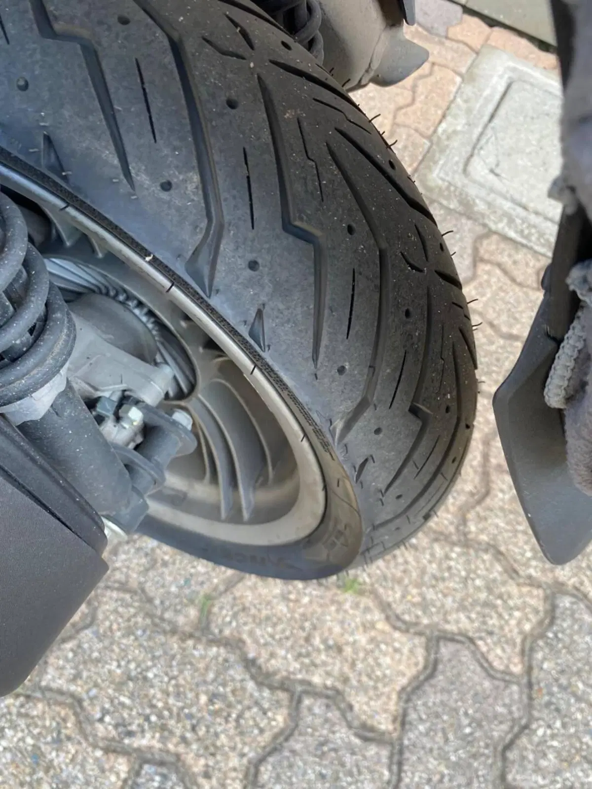 Piaggio Mp3 300 ie Yourban ERL (2011 - 17) (3)