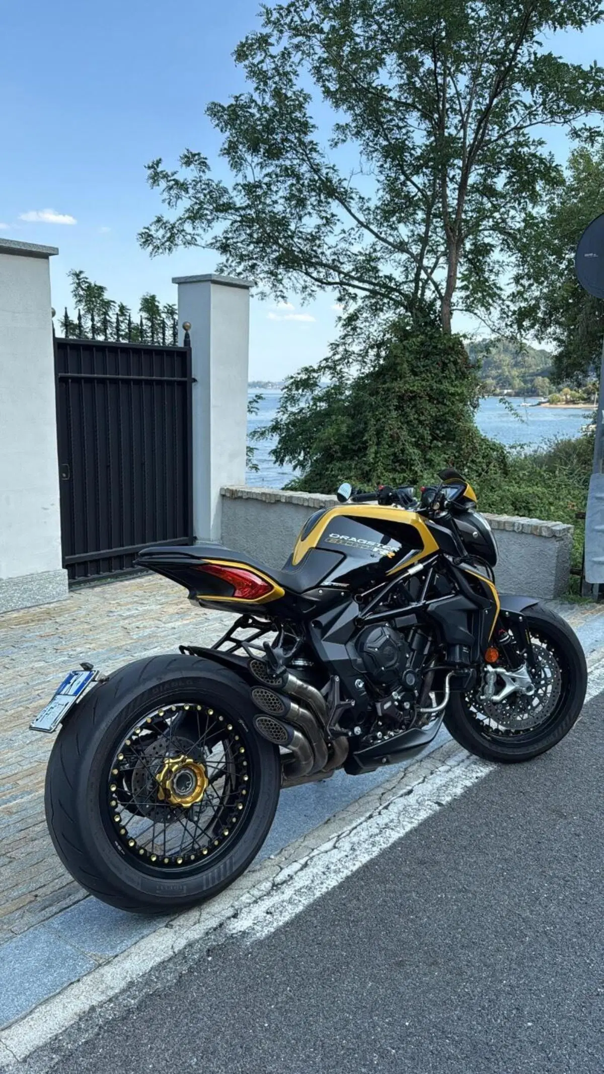 MV Agusta Dragster 800 RR (2018 - 20)