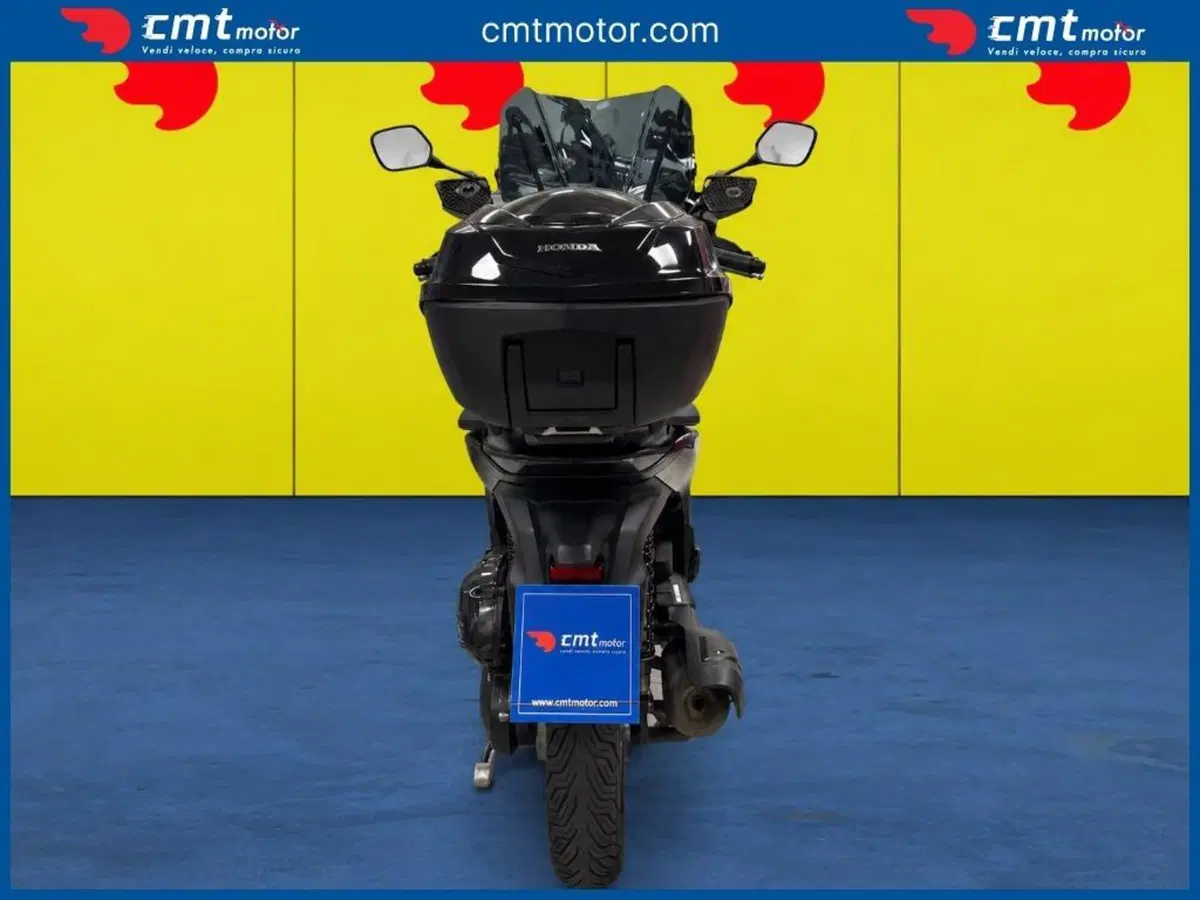 Honda SH 125i Sport (2024 - 25) (2)