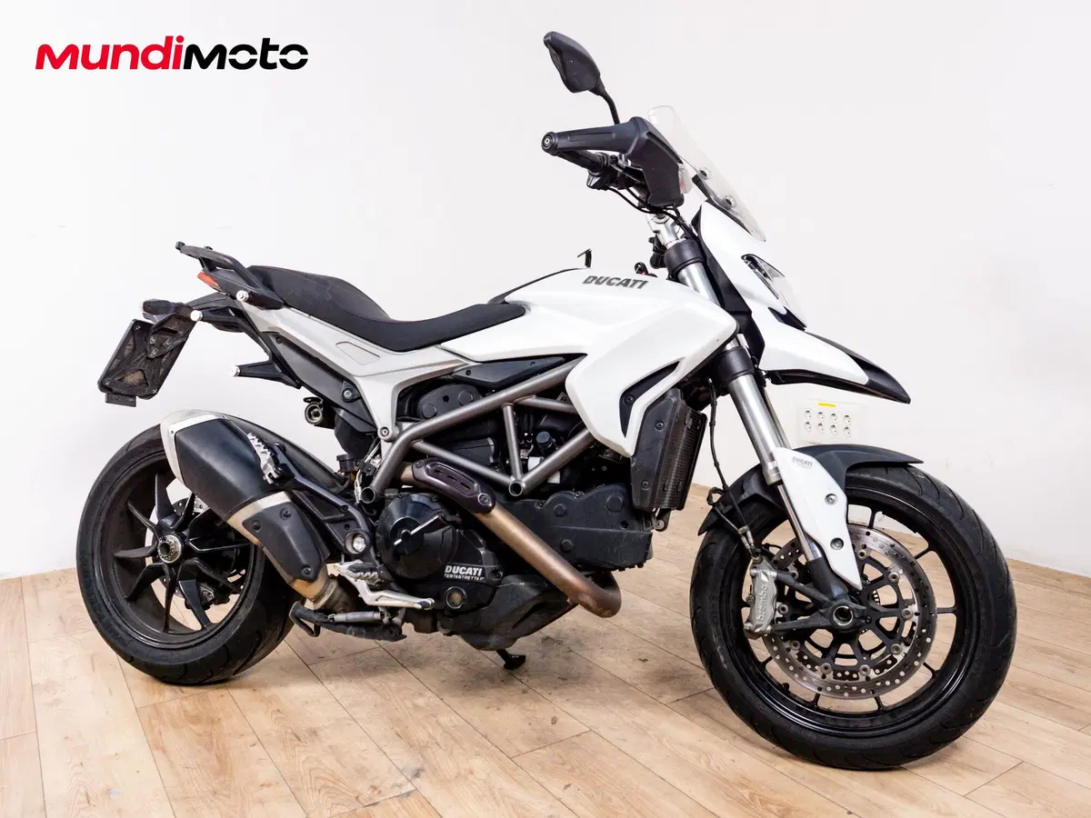 Ducati Hyperstrada 821 (2013 - 15) (2)
