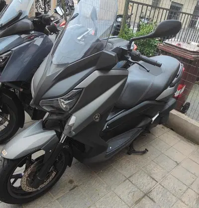 Yamaha X-Max 250 (2014 - 16) usata