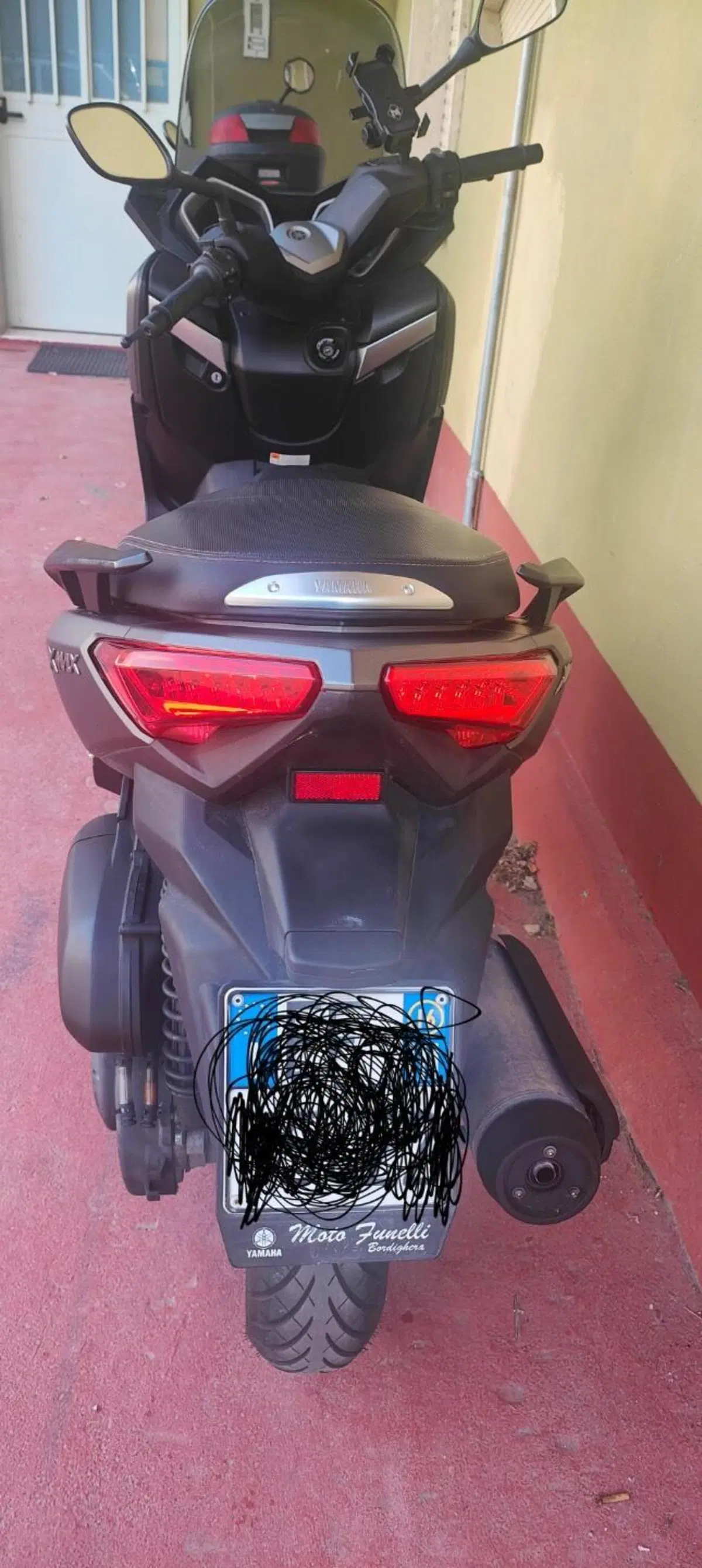 Yamaha X-Max 250 (2014 - 16) (5)