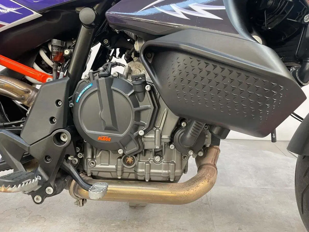 KTM 890 SMT (2023 - 25) (6)