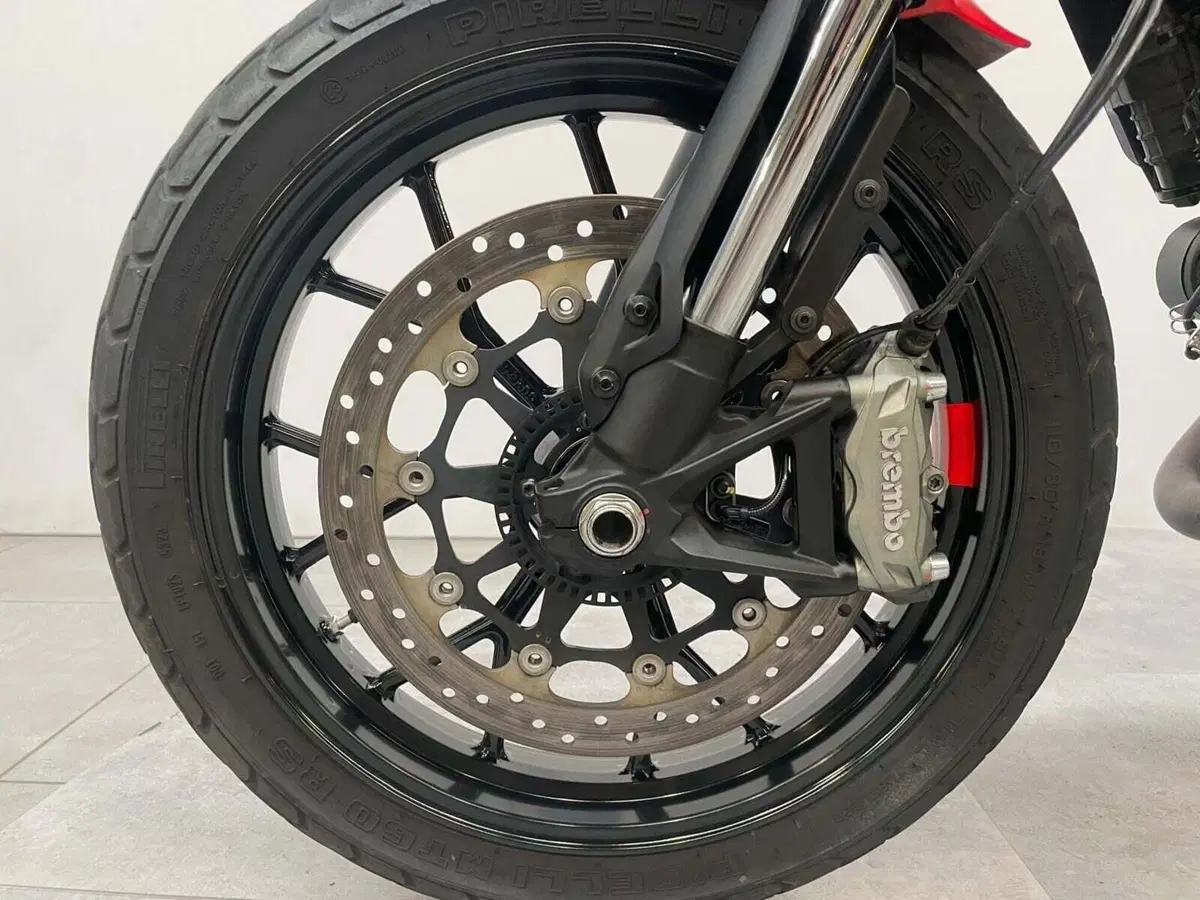 Ducati Scrambler 800 Full Throttle (2023 - 24) (3)