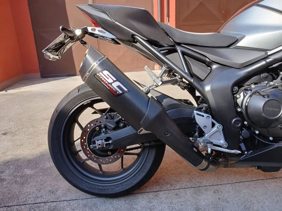 Honda CB 1000 Hornet (2025 - 26) (5)