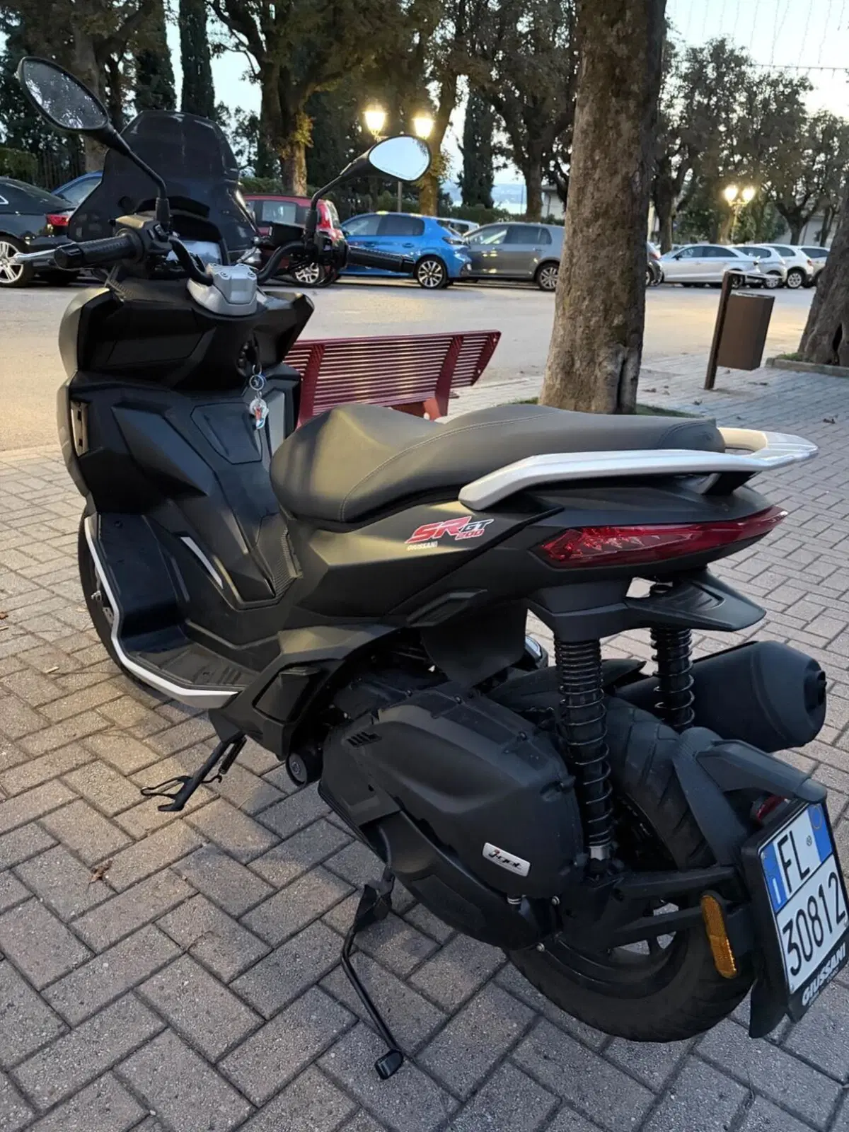 Aprilia SR GT 200 (2022 - 24) (2)