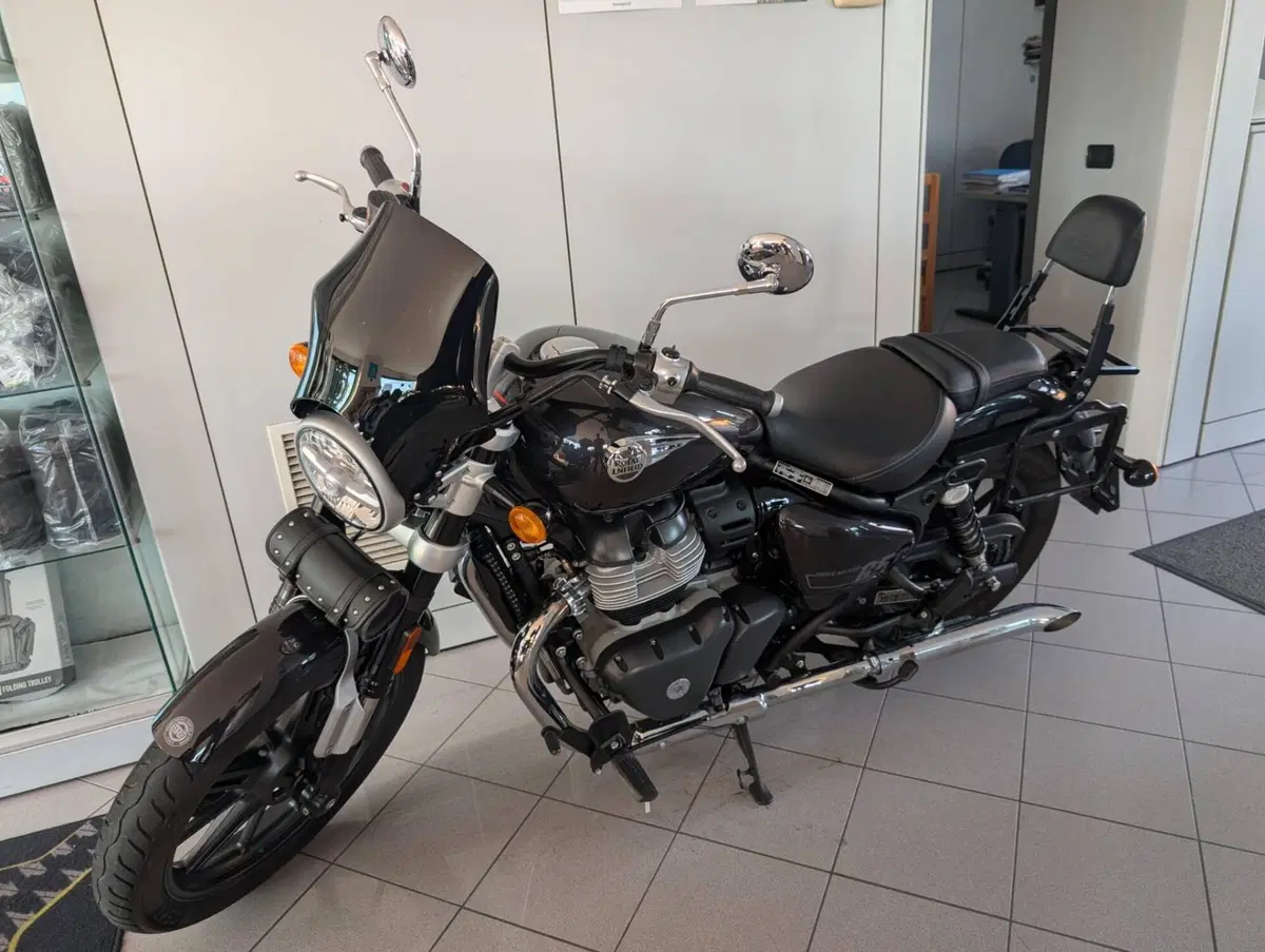 Royal Enfield Super Meteor 650 (2023 - 26)