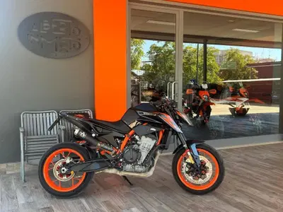 KTM 890 Duke R (2021 - 23) usata