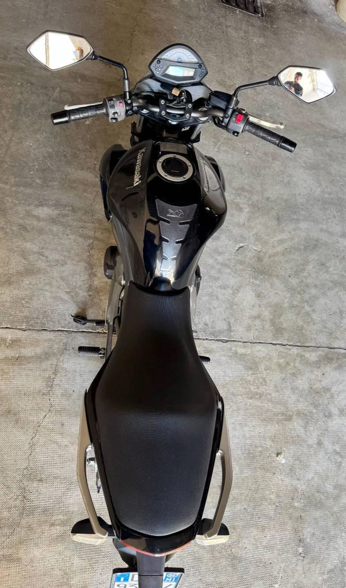 Kawasaki ER-6N (2009 - 11) (8)