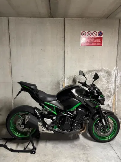 Kawasaki Z 900 (2021 - 24) usata