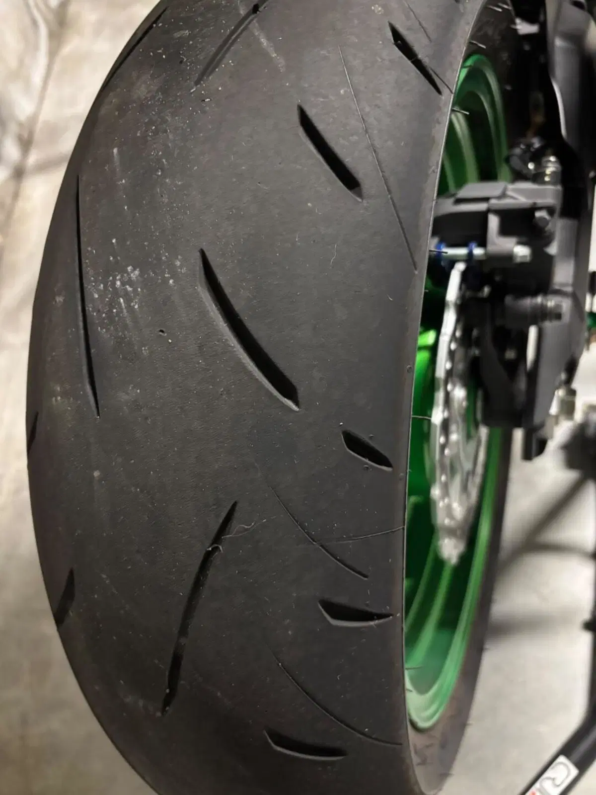Kawasaki Z 900 (2021 - 24) (5)