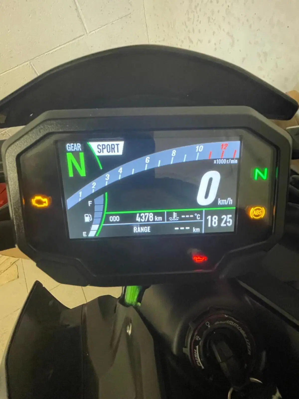Kawasaki Z 900 (2021 - 24) (7)