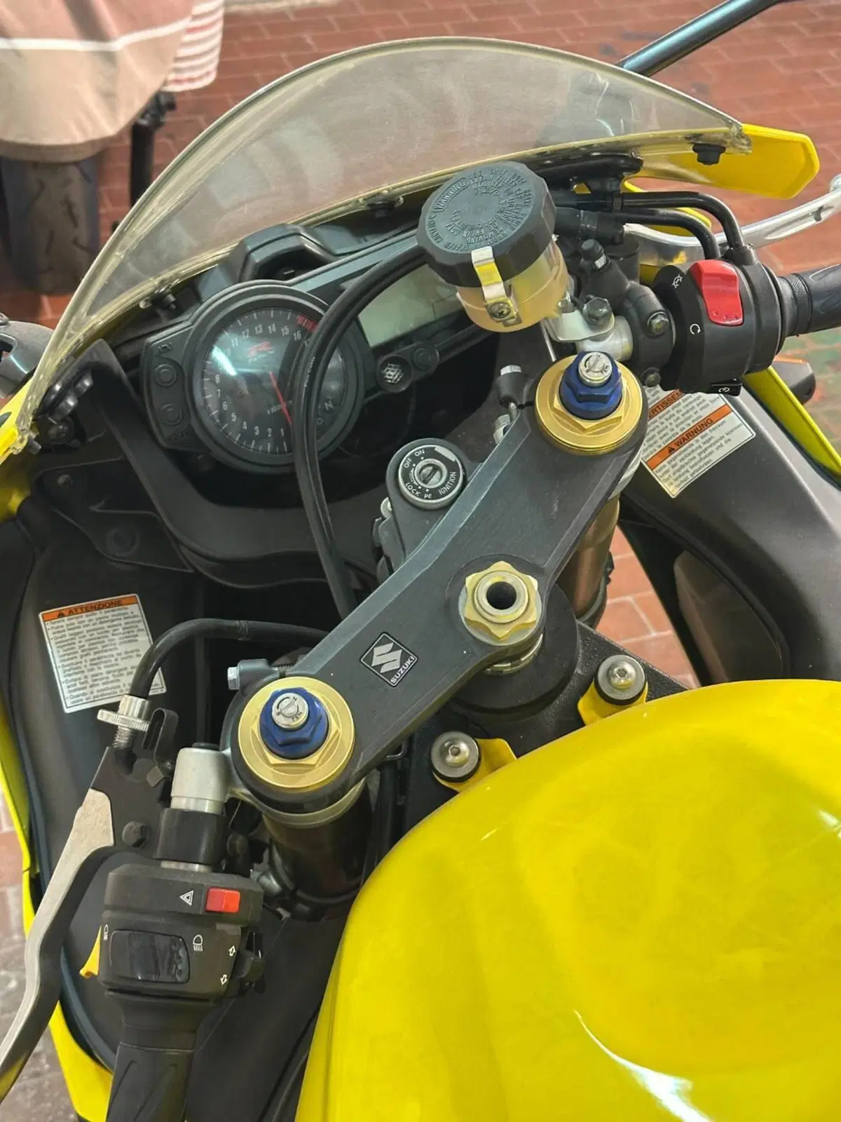Suzuki GSX R 600 (2004 - 05) (4)
