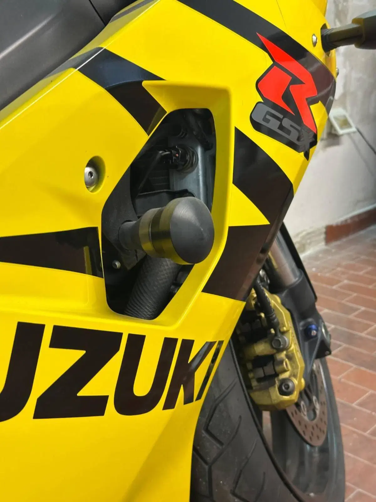 Suzuki GSX R 600 (2004 - 05) (6)
