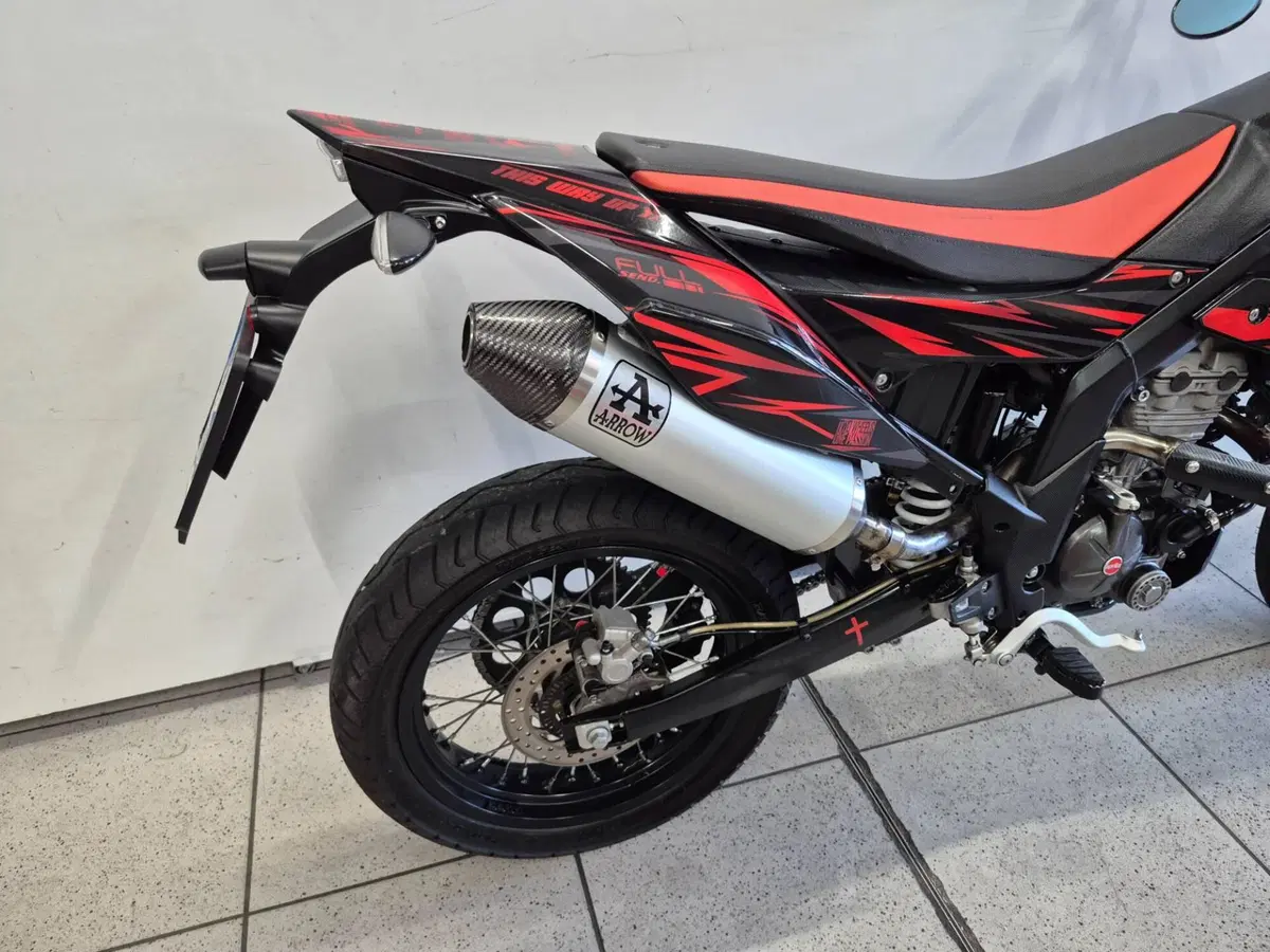 Aprilia SX 125 (2018 - 20) (2)
