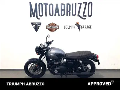 Triumph Bonneville T120 Black (2021 - 25) usata