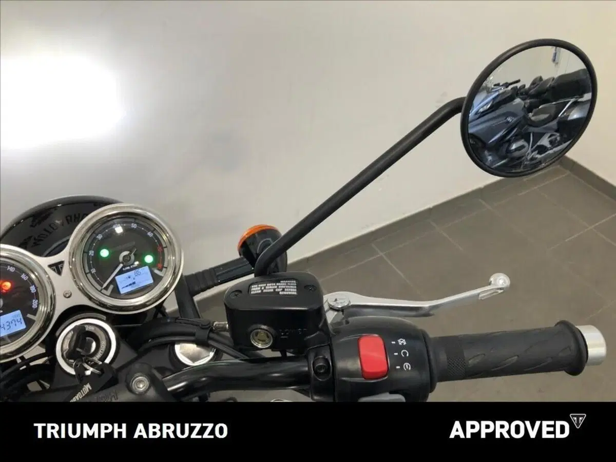 Triumph Bonneville T120 Black (2021 - 25) (11)