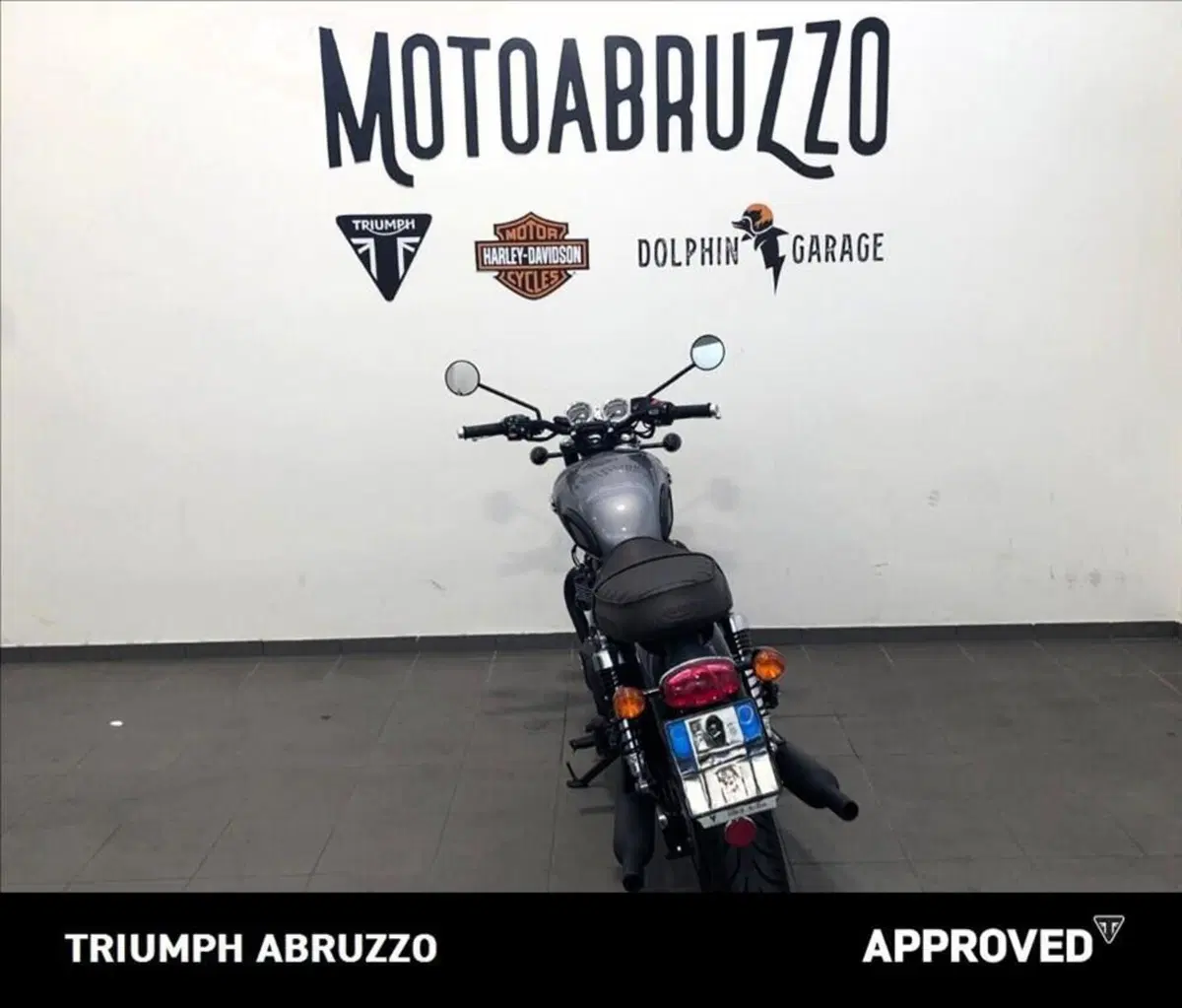 Triumph Bonneville T120 Black (2021 - 25) (15)