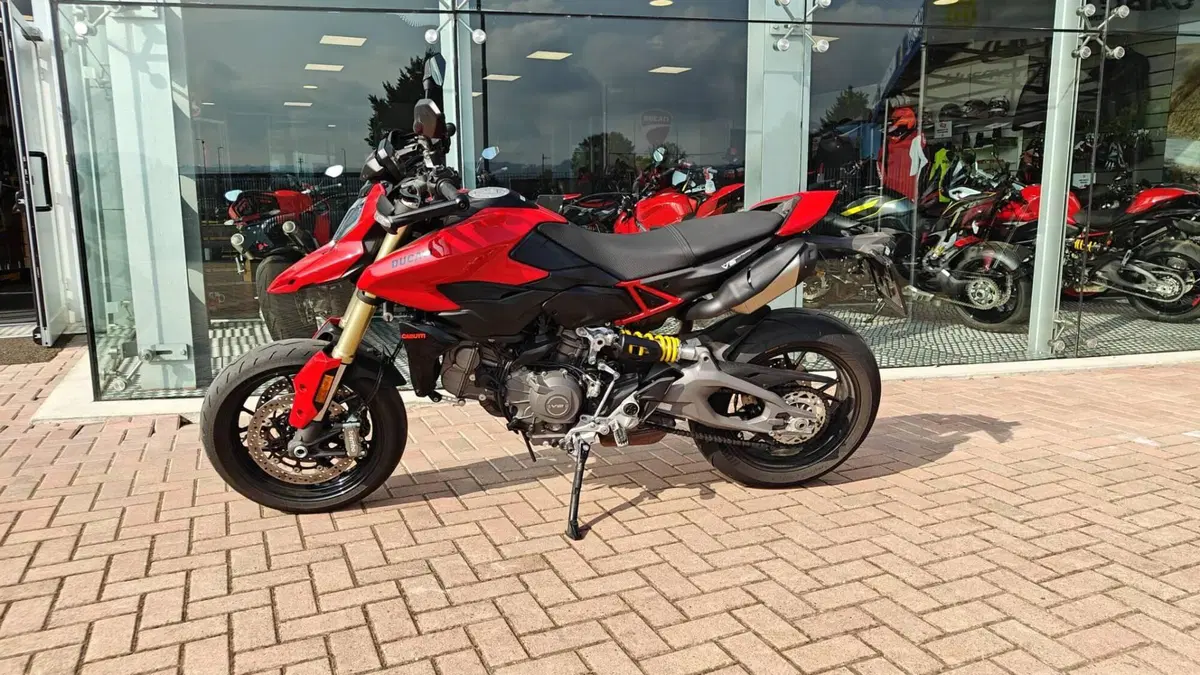 Ducati Hypermotard V2 (2026) (2)