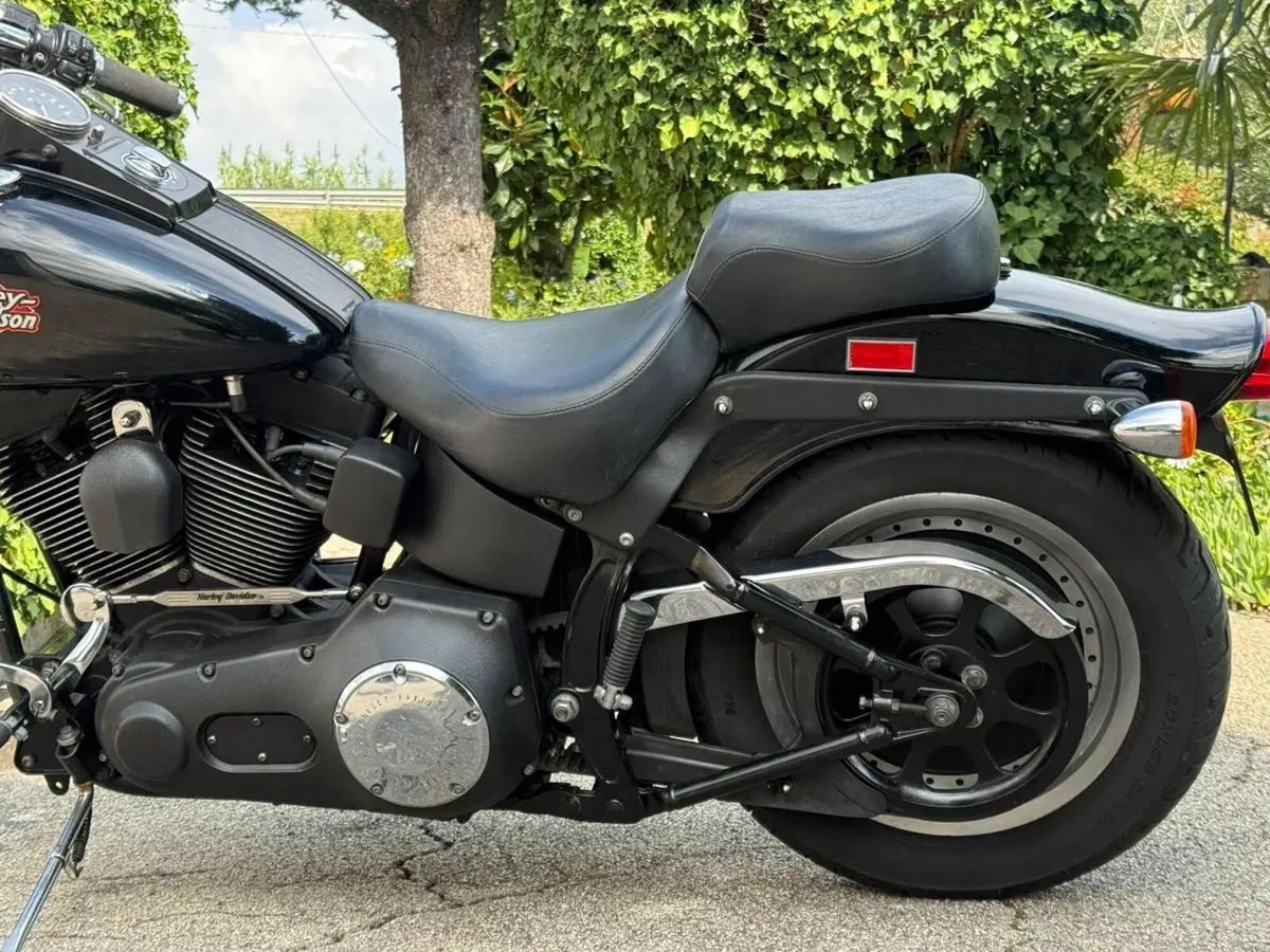 Harley-Davidson 1450 Night Train (1999 - 03) - FXSTB (2)
