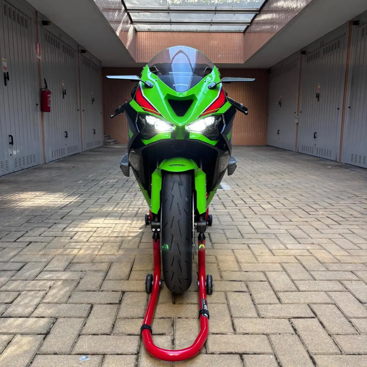 Kawasaki Ninja 636 ZX-6R (2024 - 26) (2)