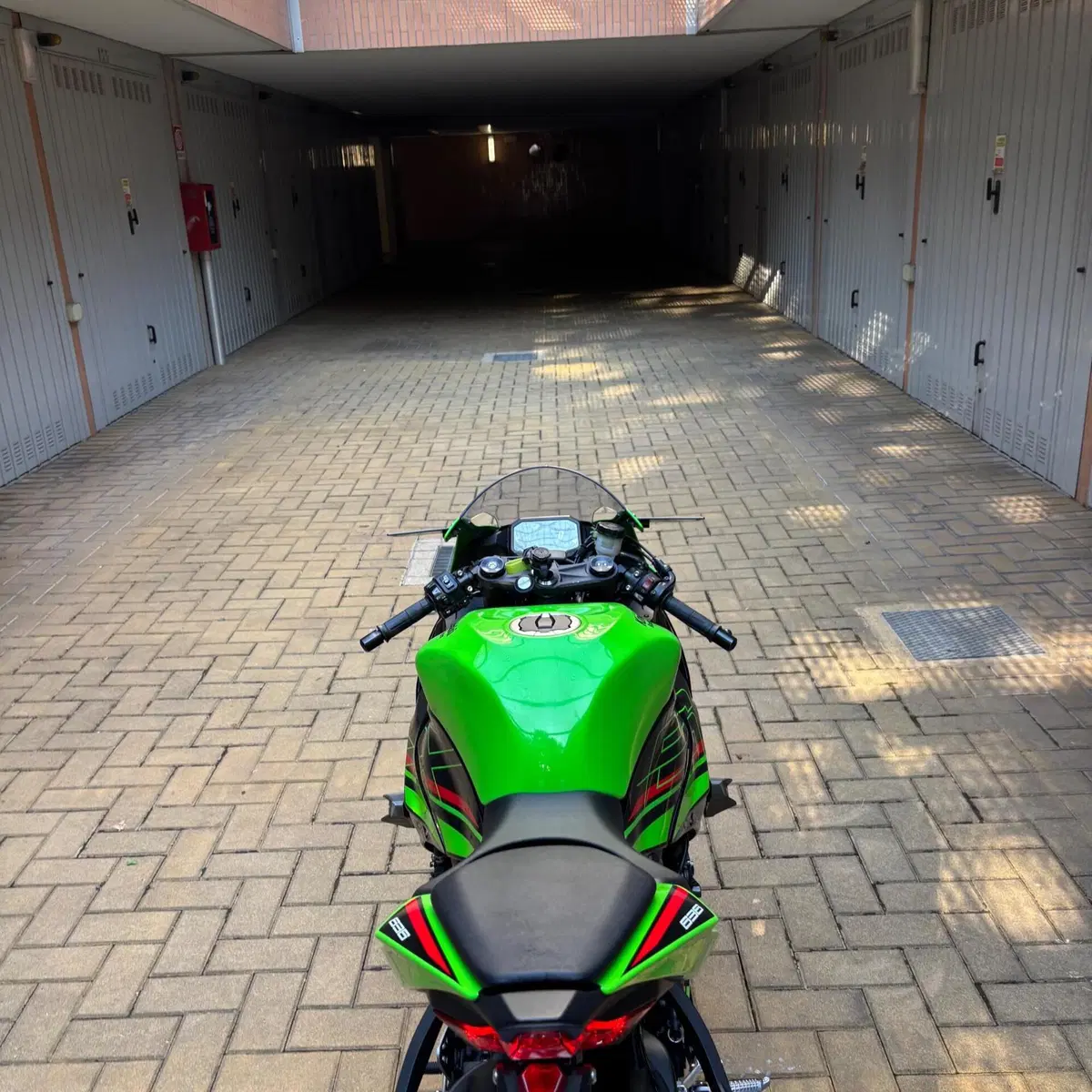 Kawasaki Ninja 636 ZX-6R (2024 - 26) (5)