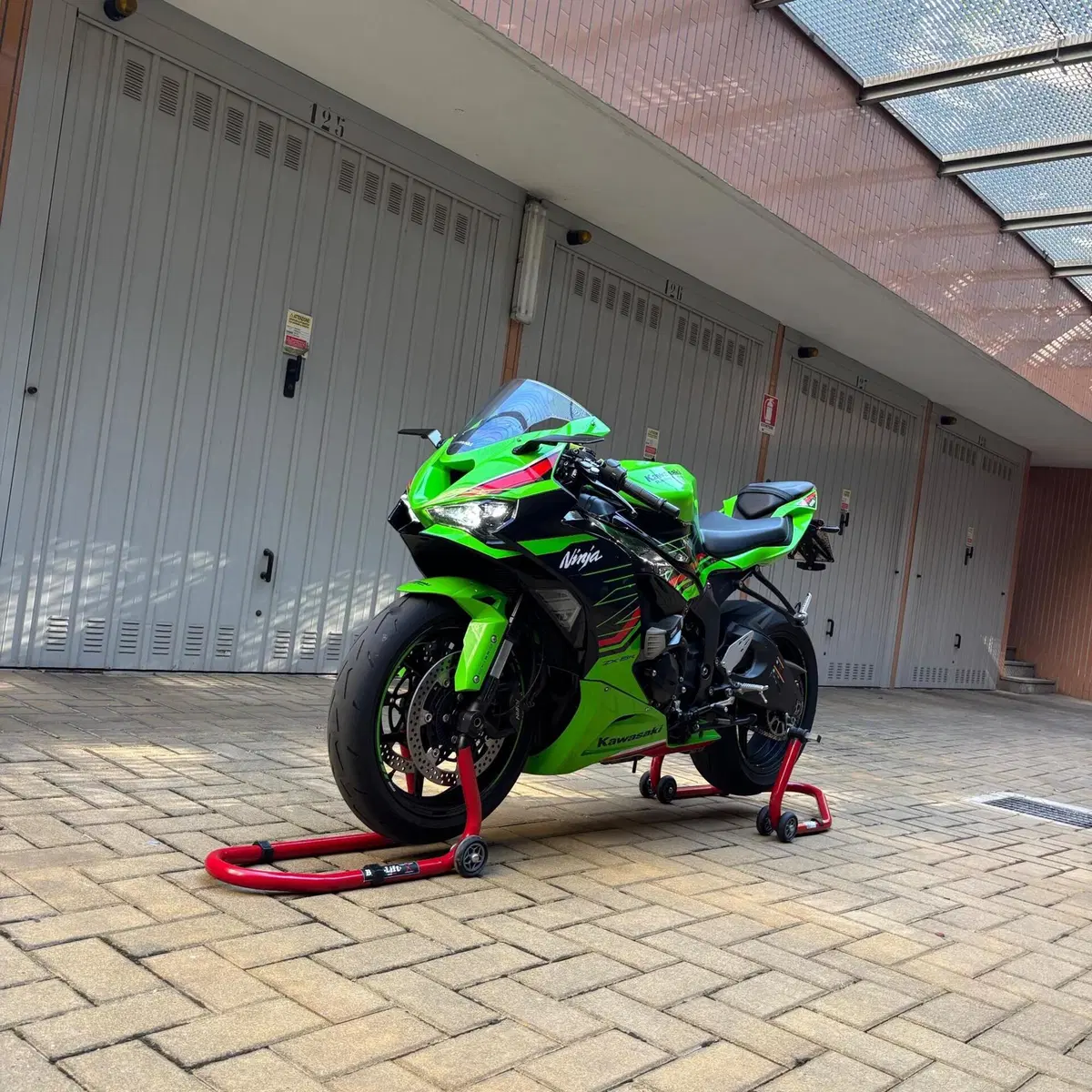Kawasaki Ninja 636 ZX-6R (2024 - 26) (9)