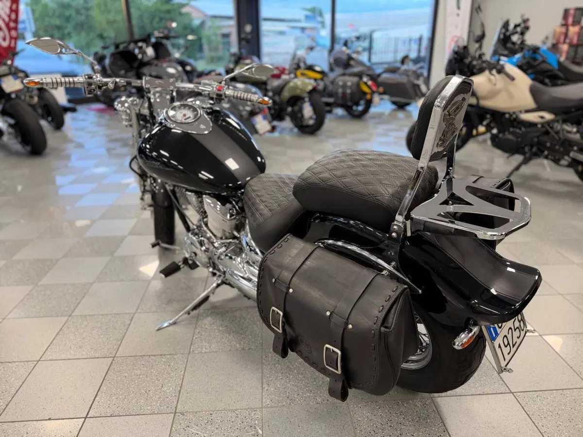 Yamaha XVS 1100 Drag Star A Classic (2000 - 06) (4)