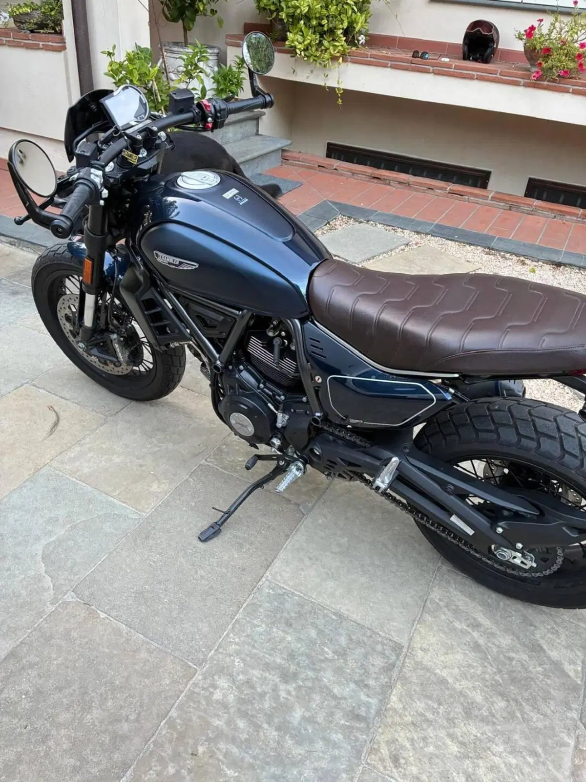 Ducati Scrambler 800 Nightshift (2025 - 26) (2)