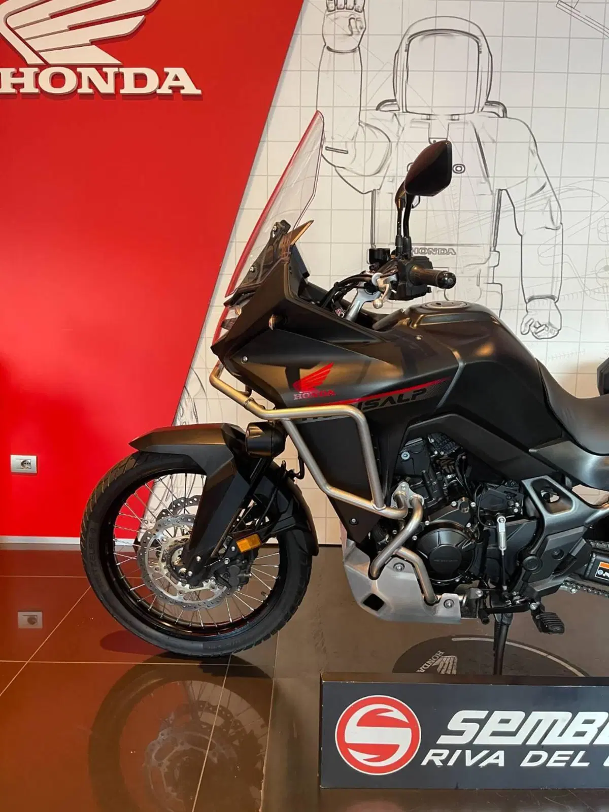 Honda Transalp XL750 (2023 - 24) (6)