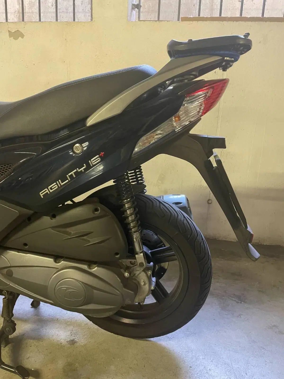 Kymco Agility 125 R16 + (2017 - 20) (2)