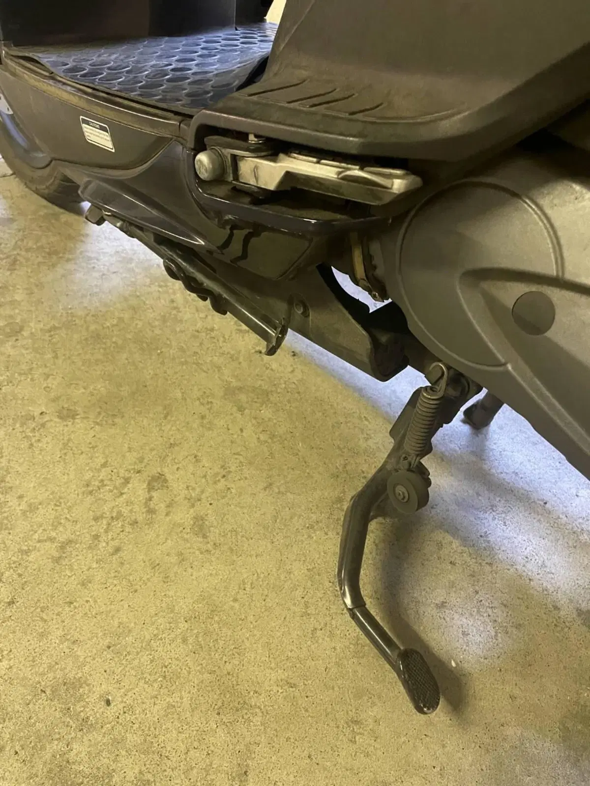 Kymco Agility 125 R16 + (2017 - 20) (17)