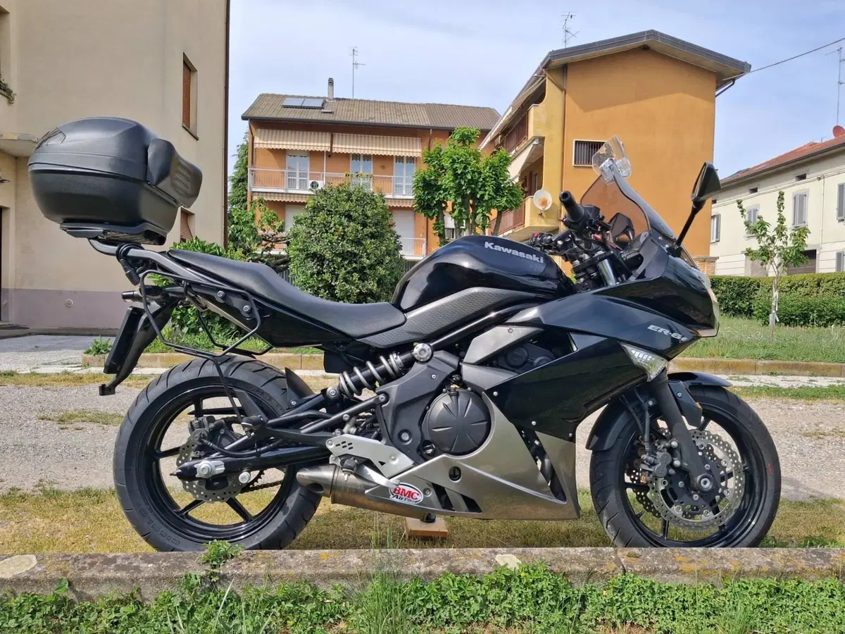 Kawasaki ER-6F (2009 - 11) (5)