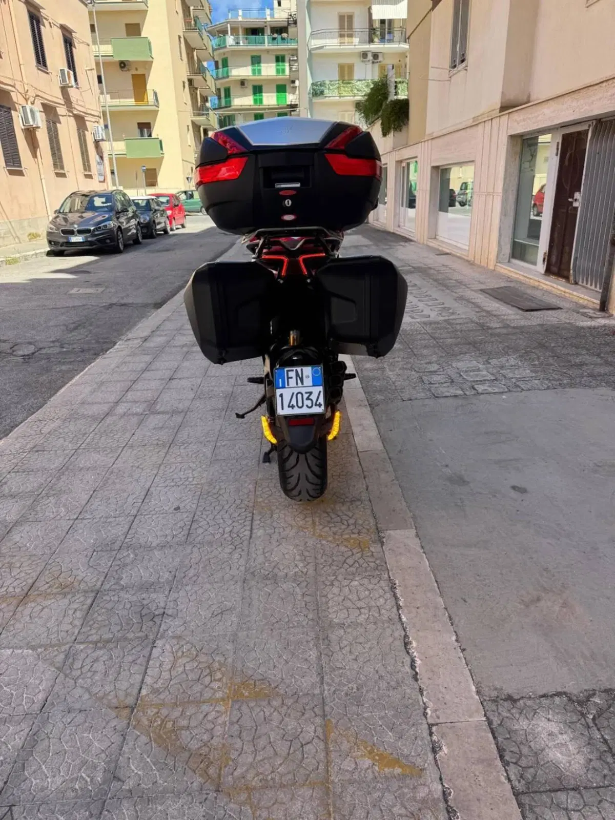 MV Agusta Turismo Veloce 800 RC SCS (2022 - 26) (6)