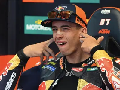 MotoGP, Pedro Acosta sulla caduta nella Sprint: “Errore totalmente mio, ho perso la concentrazione guardando il dashboard”