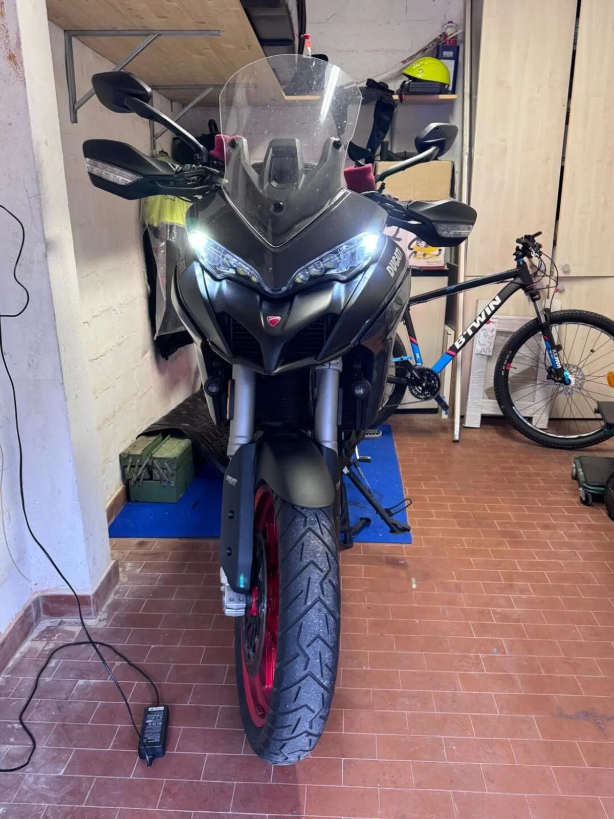 Ducati Multistrada V2 S (2022 - 24) (6)