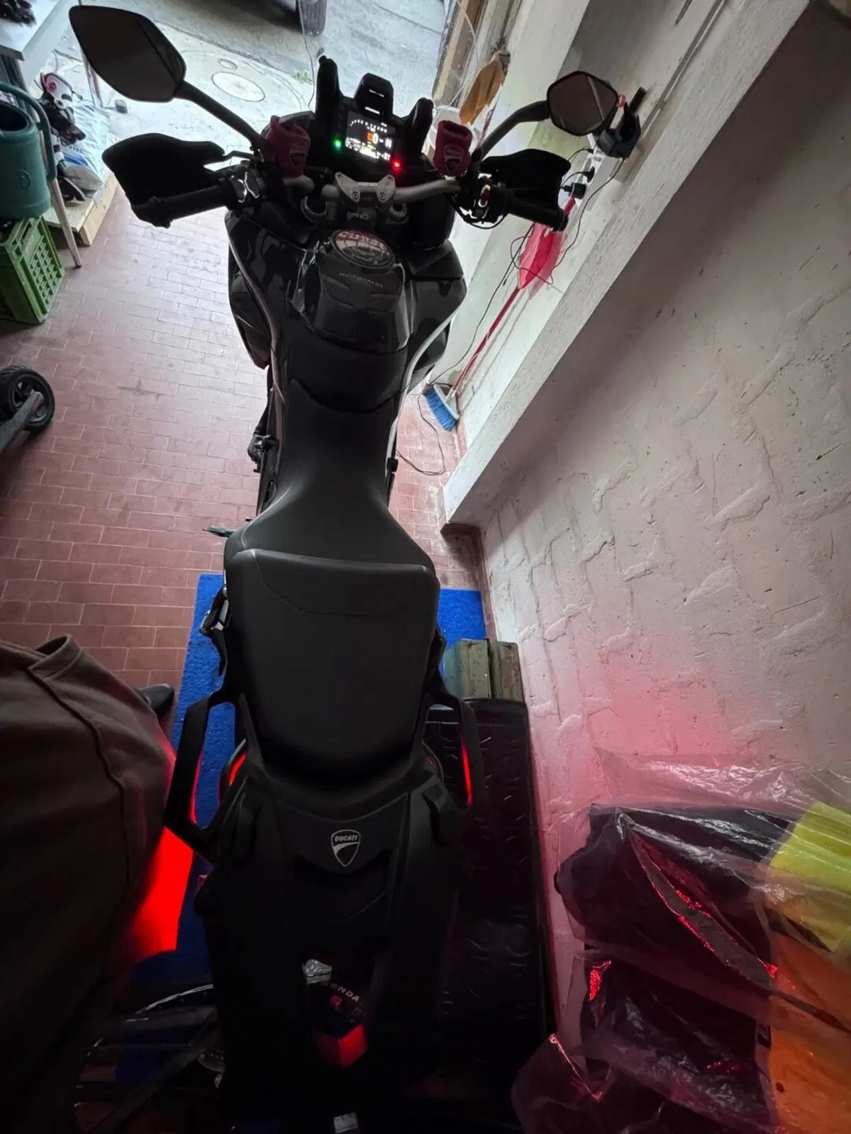Ducati Multistrada V2 S (2022 - 24) (8)