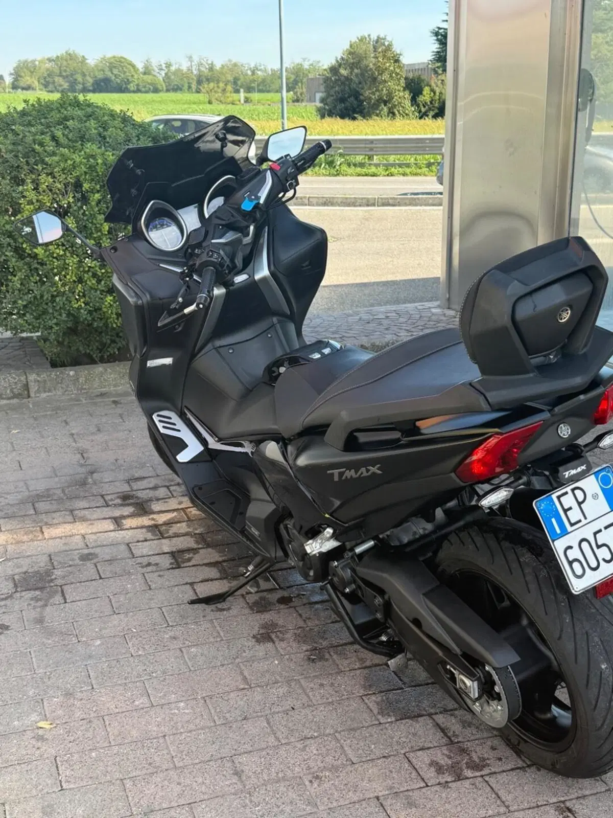 Yamaha T-Max 530 SX Sport Edition (2018 - 19) (3)