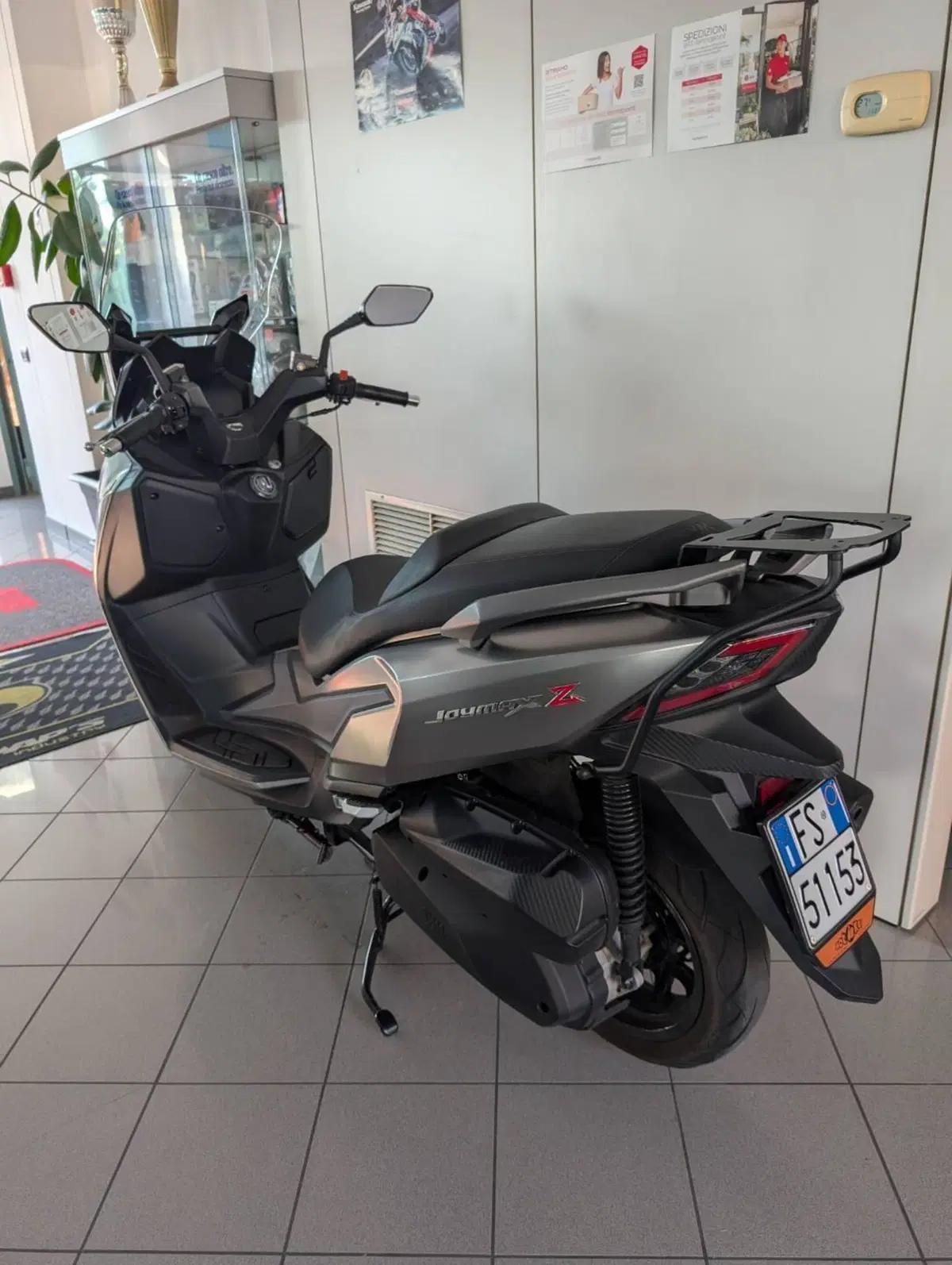 Sym Joymax 300 Z (2025 - 26) (3)