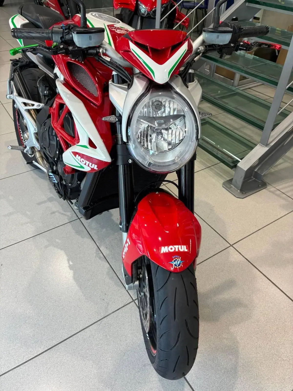 MV Agusta Brutale 800 RC (2018) (3)