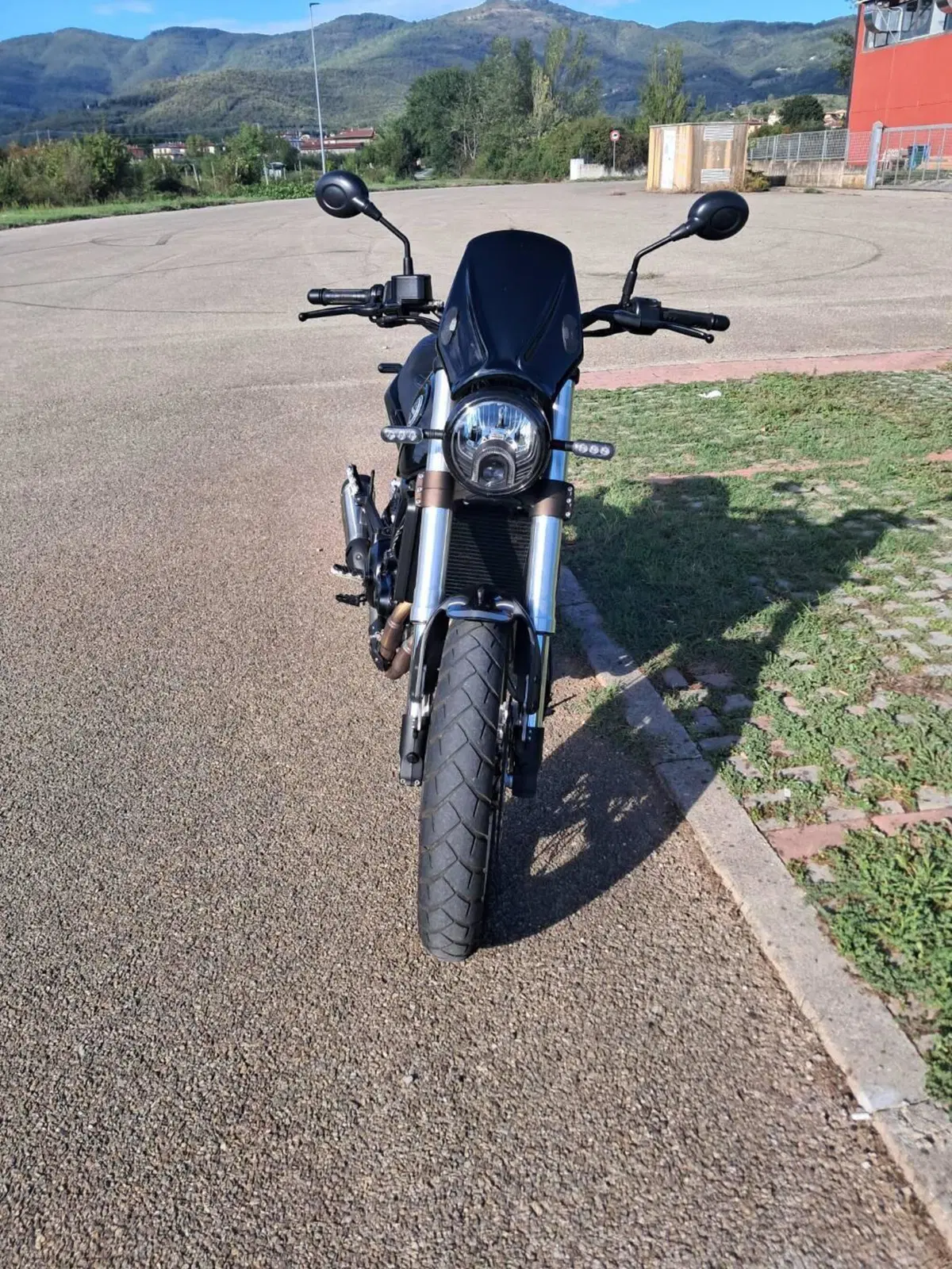 Benelli Leoncino 500 Trail (2021 - 26) (2)