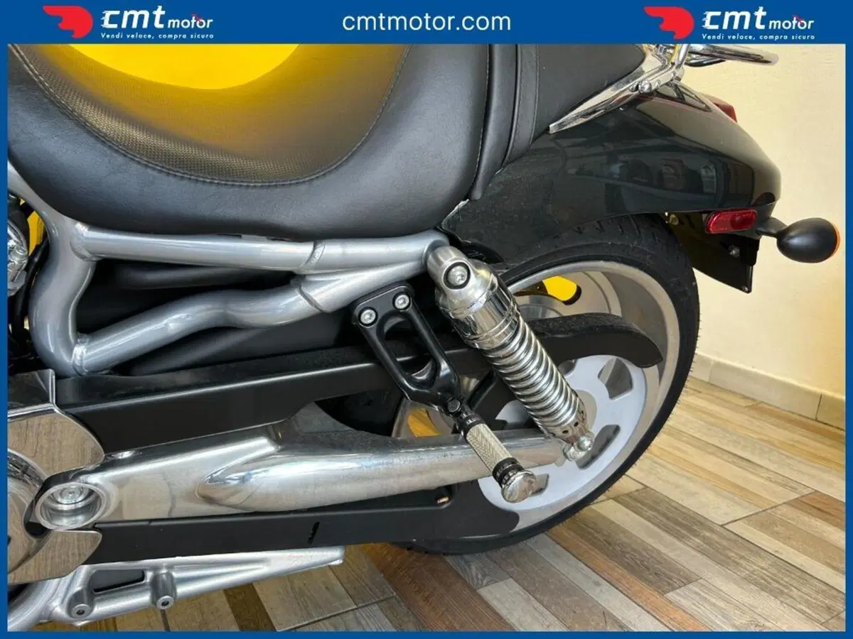 Harley-Davidson 1250 V-Rod (2008 - 12) - VRSCAW (7)