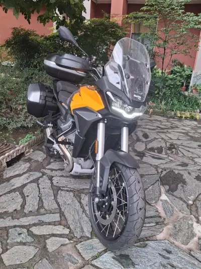 Moto Guzzi Stelvio (2024 - 26) usata