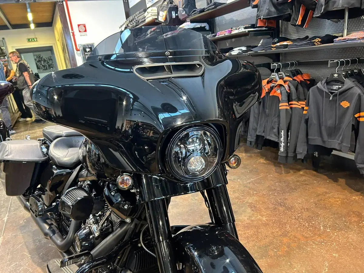 Harley-Davidson Street Glide ST (2022 - 23) (2)