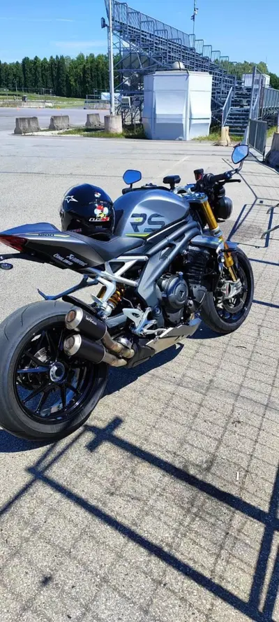 Triumph Speed Triple 1200 RS (2021 - 24) usata