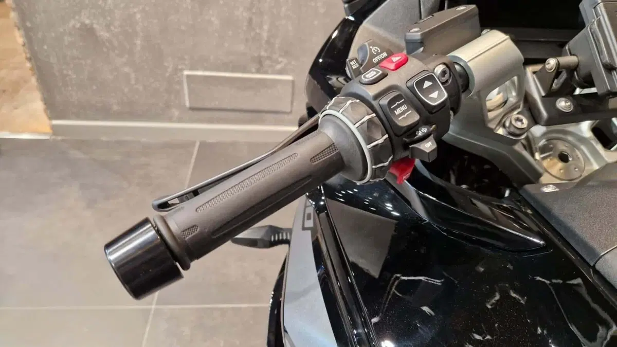 Bmw R 1300 RS (2026) (9)