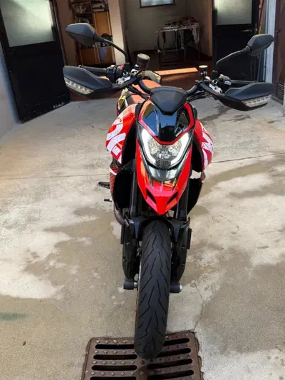 Ducati Hypermotard 950 RVE (2022 - 25) usata