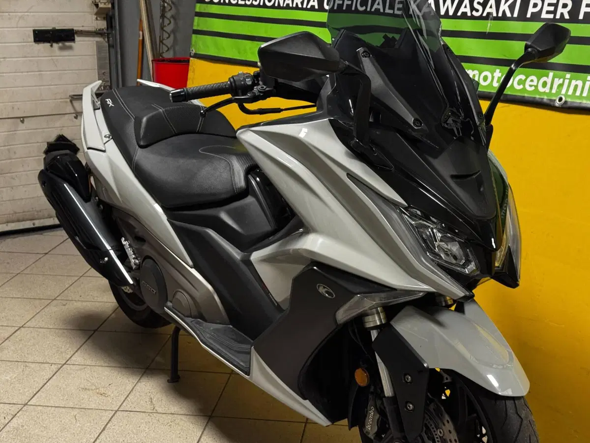 Kymco AK 550 ETS (2021 - 26) (5)