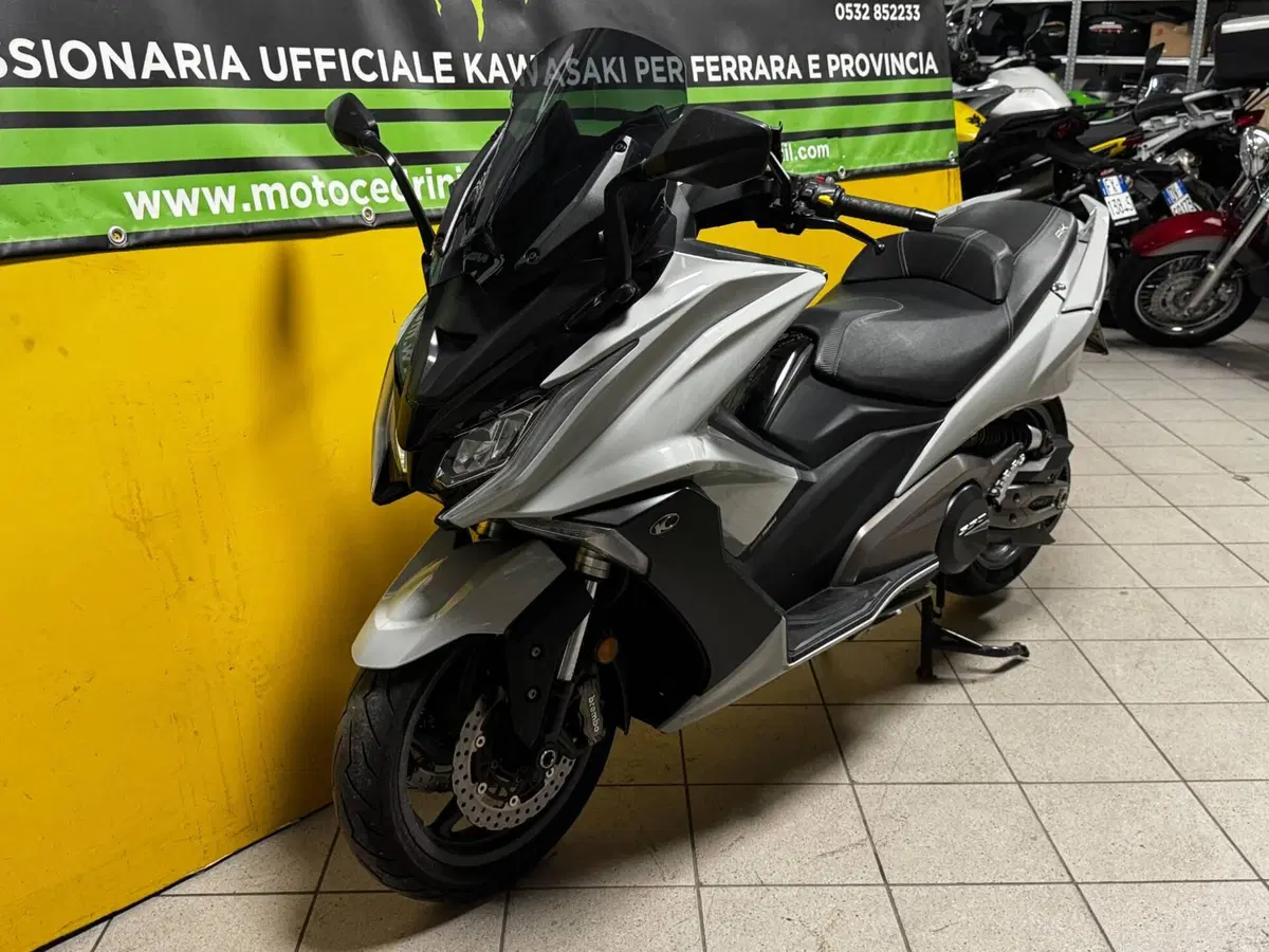 Kymco AK 550 ETS (2021 - 26) (10)